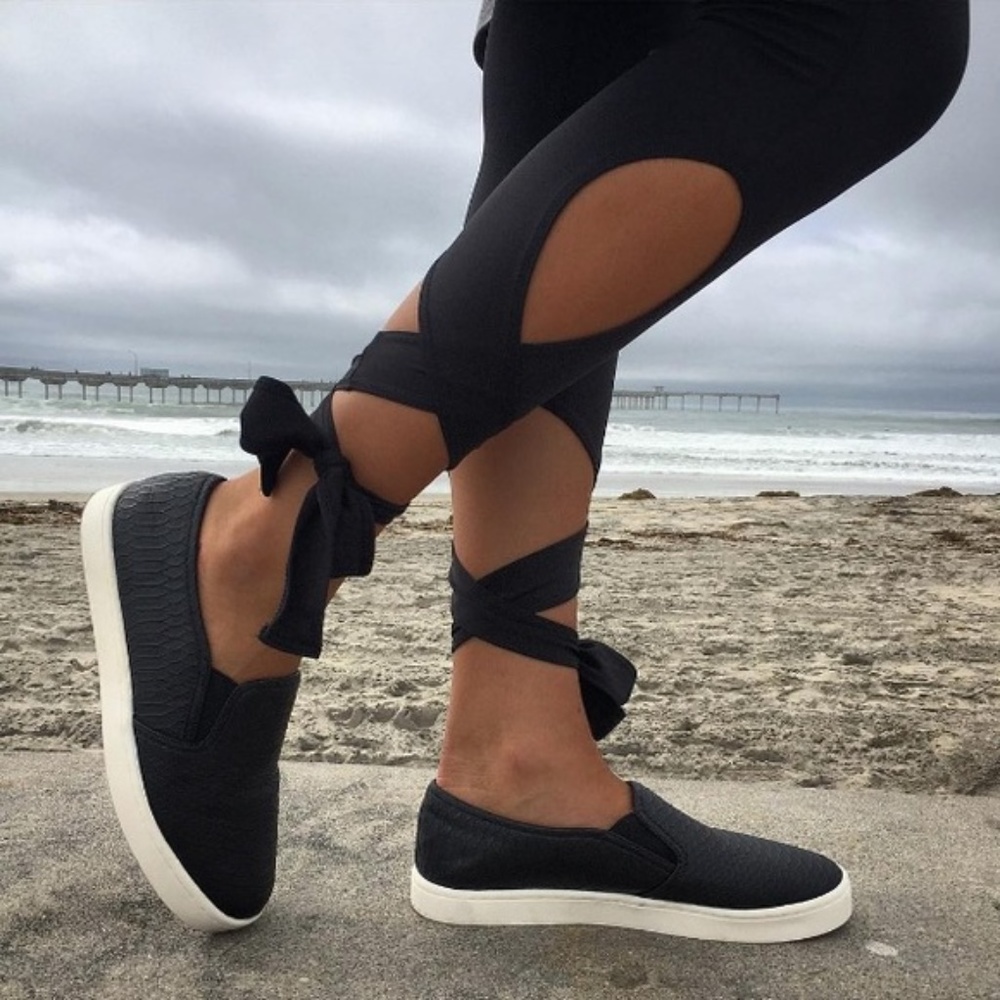 * LAST ONES * Elle Ankle Wrap Leggings  - Picture 2 of 8